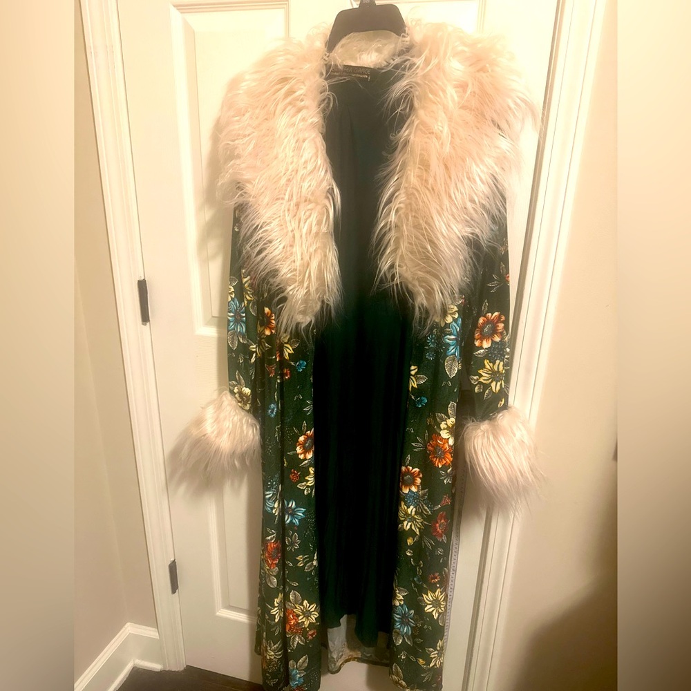 Floral Faux Fur Trimmed Coat